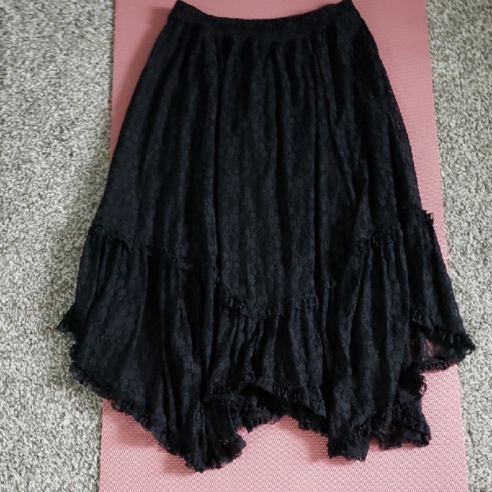American Eagle Lace Skirt Never Worn